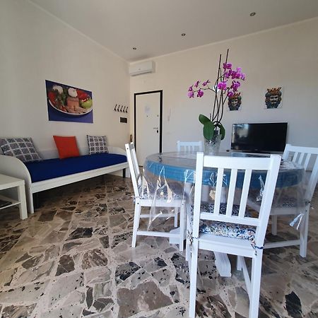 Angolo Del Mare - Case Libeccio E Blu Marino Favignana Kültér fotó